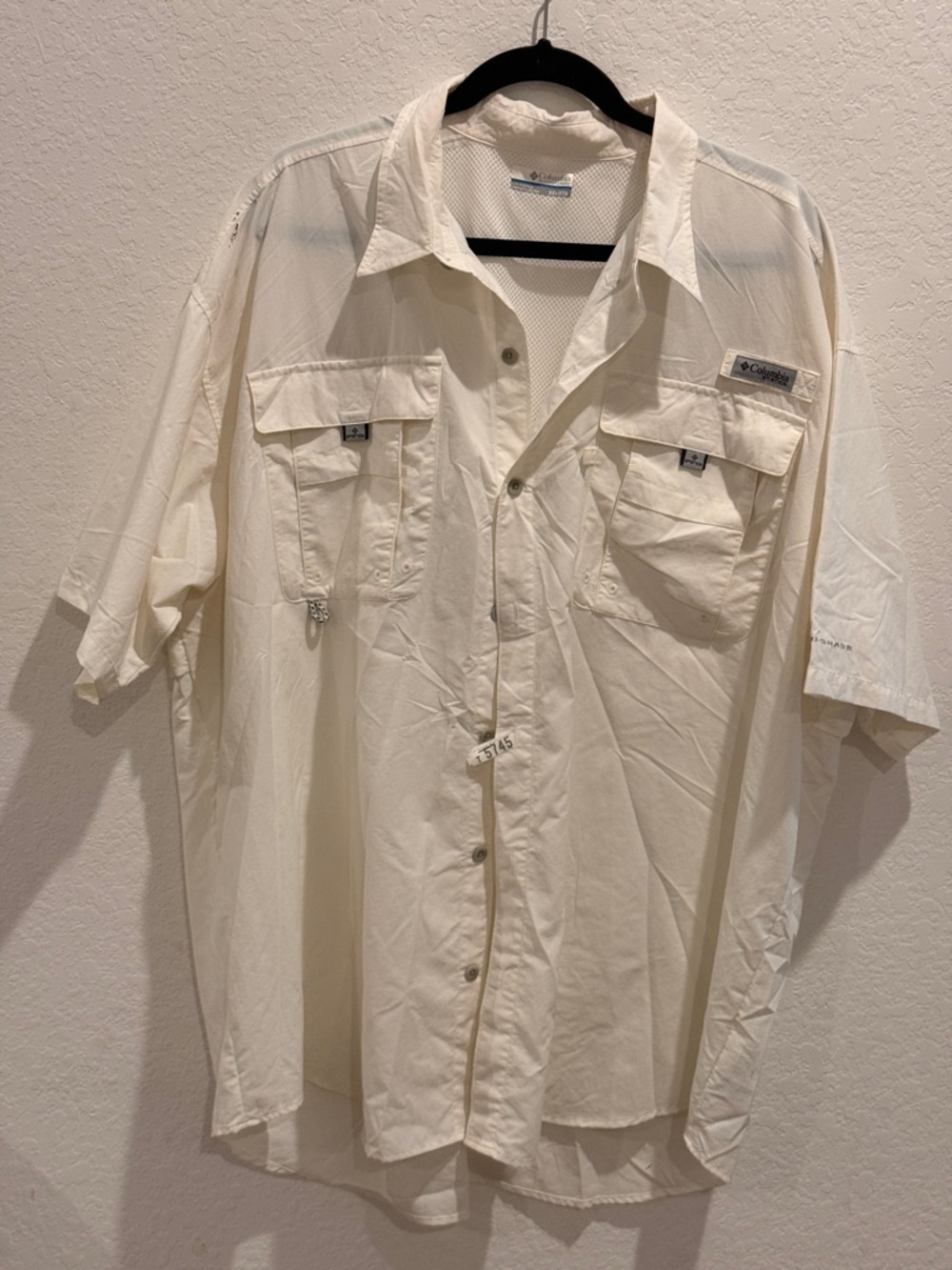 Columbia White‎ Short-Sleeve Performance Shirt